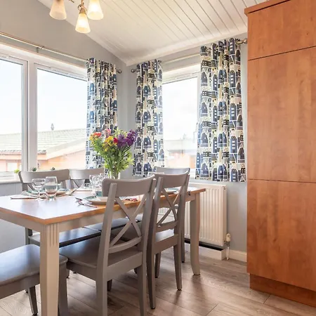 55 Meadow View Lodge - 3 Bed-Sleeps 6-Tjs55Mv Woolacombe Exterior photo